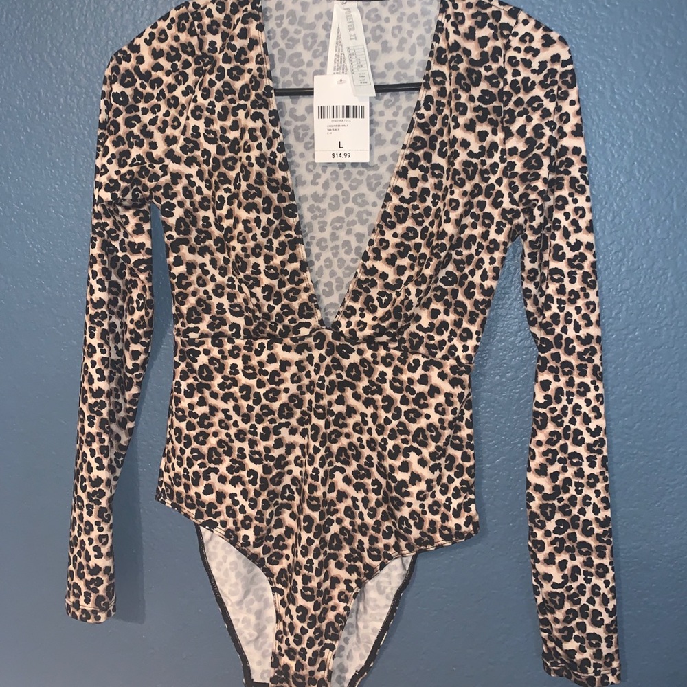 Animal printed body suit low V cut